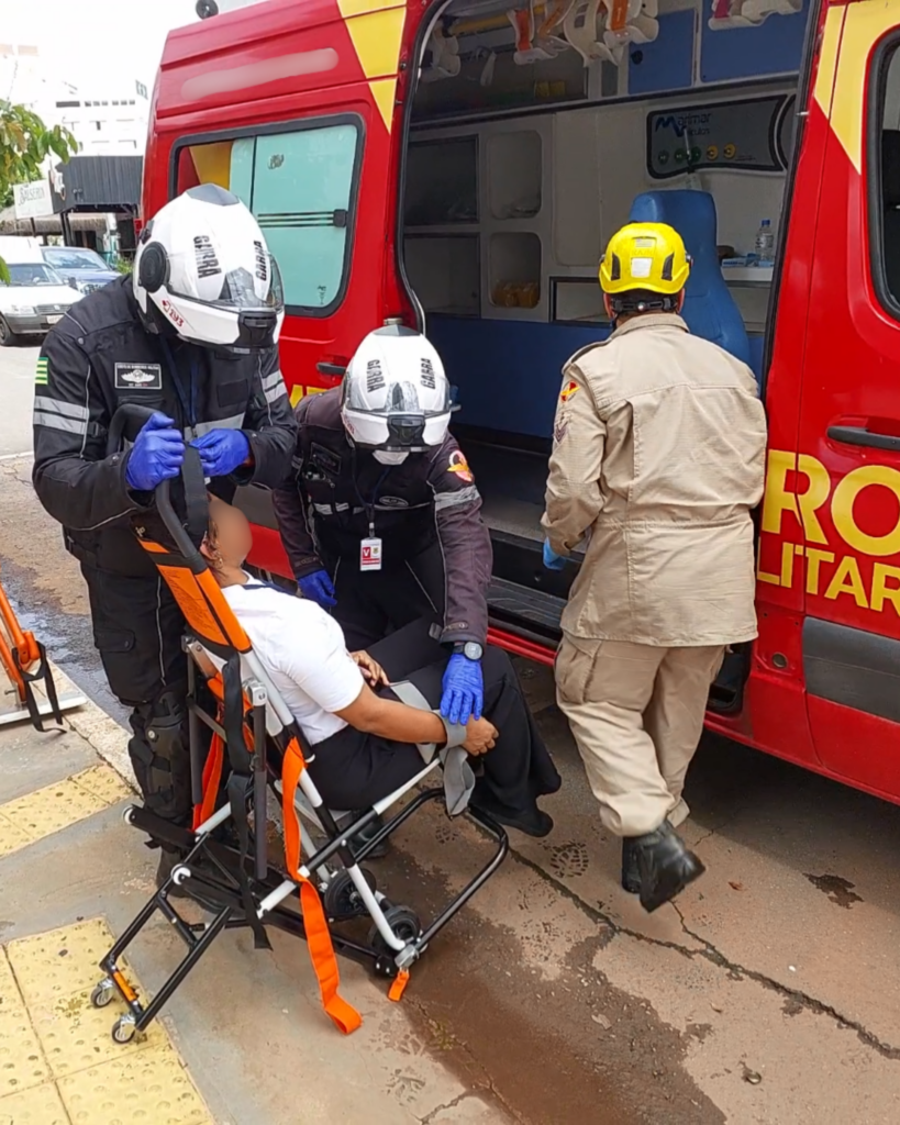 Bombeiros Socorristas transferência LINCE ambulância